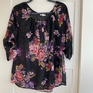 Floral semi-sheer blouse, Size Large.